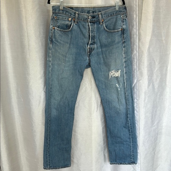 The Most Perfect Vintage Levi’s 501 Blue Denim Jeans - Picture 2 of 12